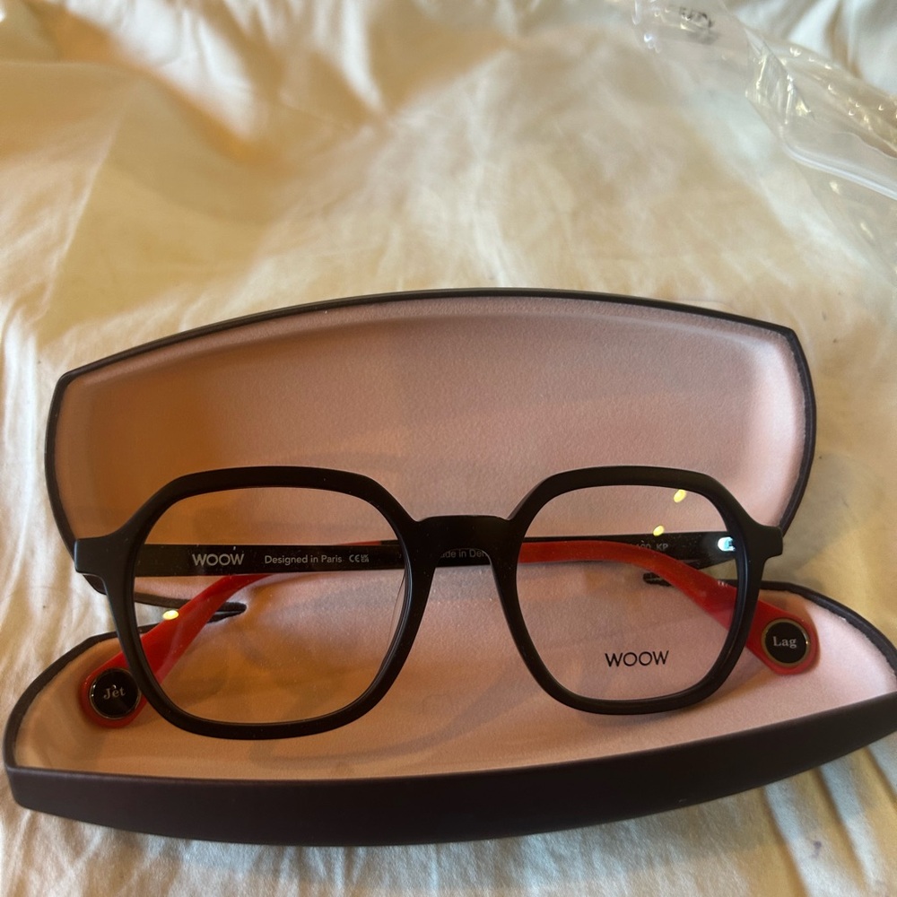 WOOW Eyewear Jet Lag 1 100 Black Frames